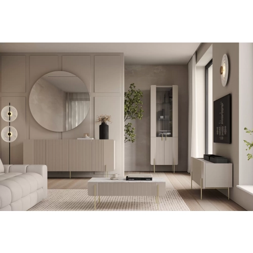 Komoda Malmi 200 cm - kaszmir / crema bianca / złote nóżki